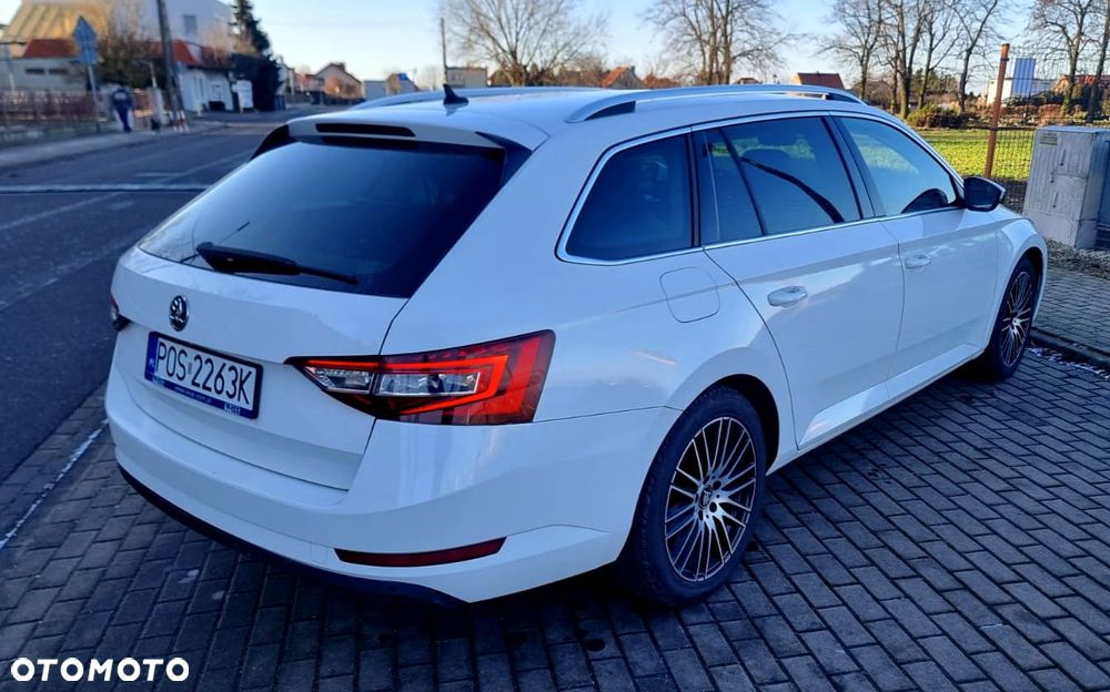 Skoda Superb 2.0 TDI 4x4 DSG Ambition - 7