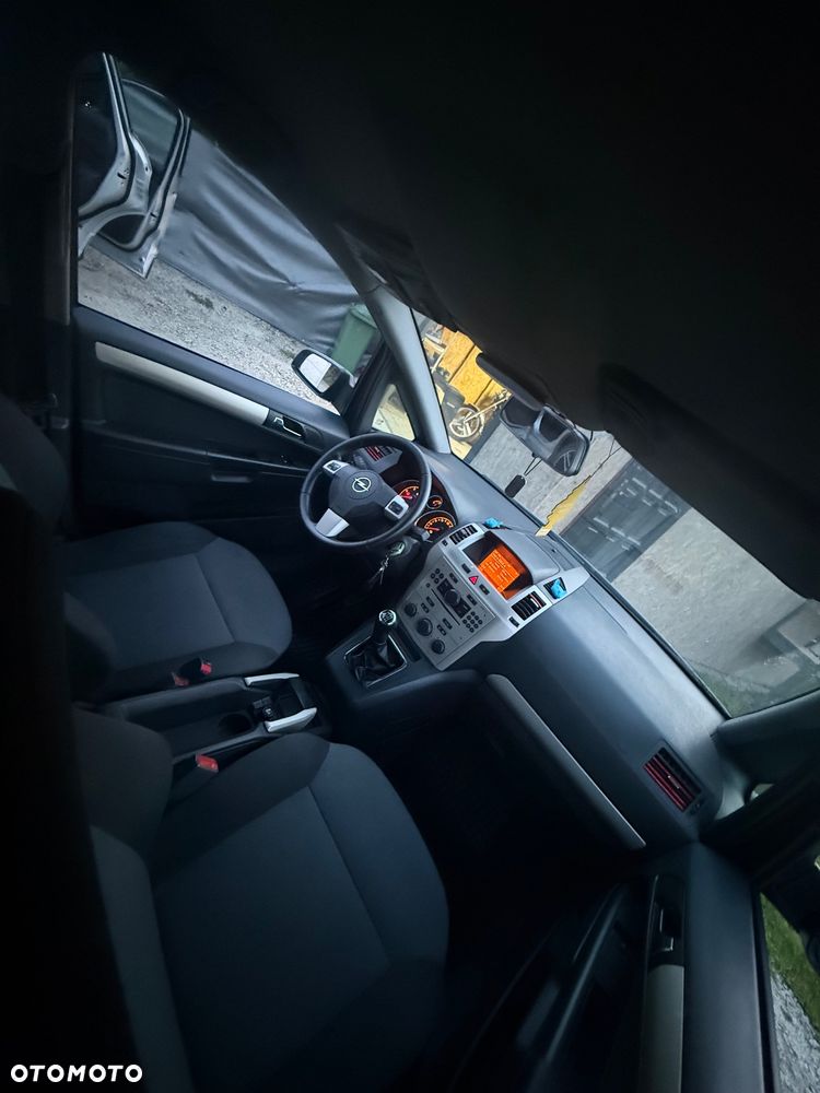 Opel Zafira 1.9 CDTI Enjoy - 7