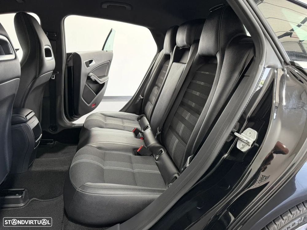 Mercedes-Benz CLA 180 d Shooting Brake Urban - 43