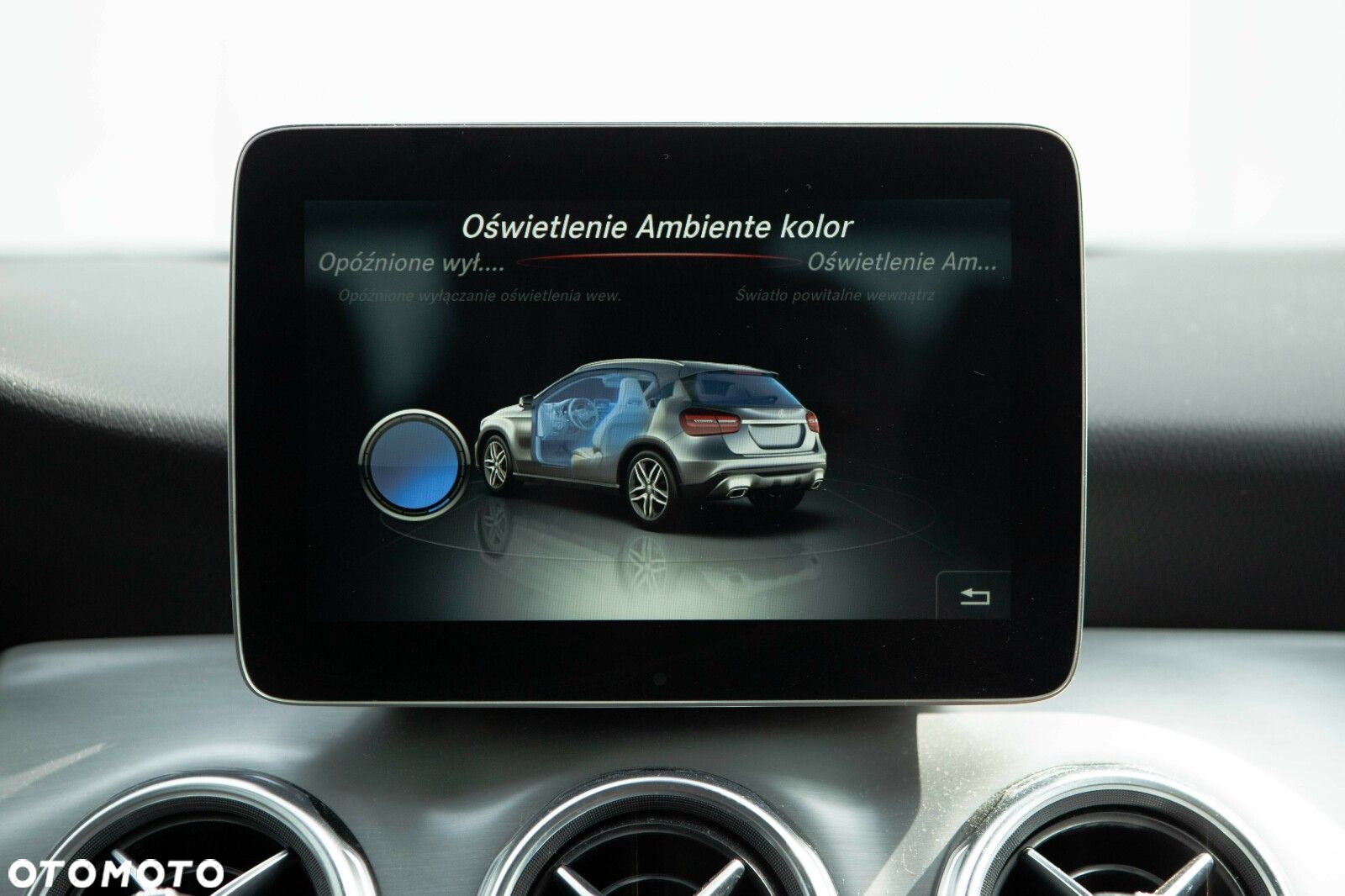 Mercedes-Benz GLA 220 4-Matic AMG Line - 34
