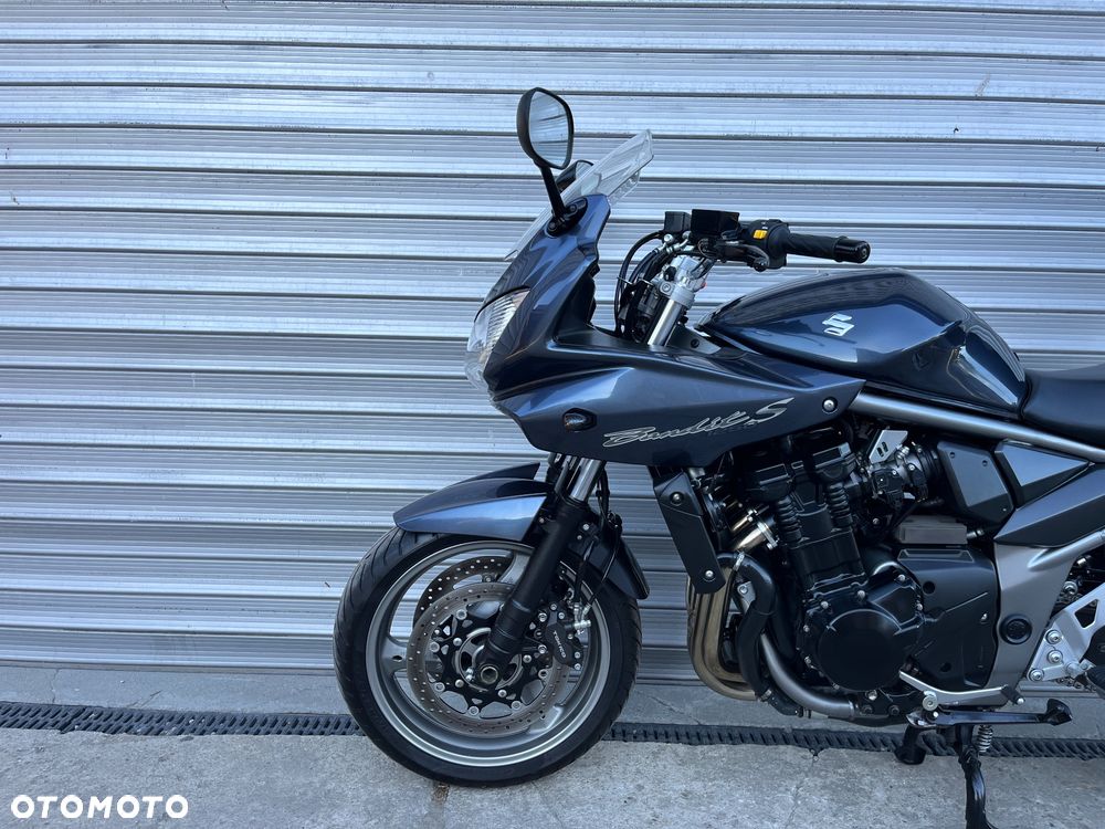 Suzuki Bandit - 3
