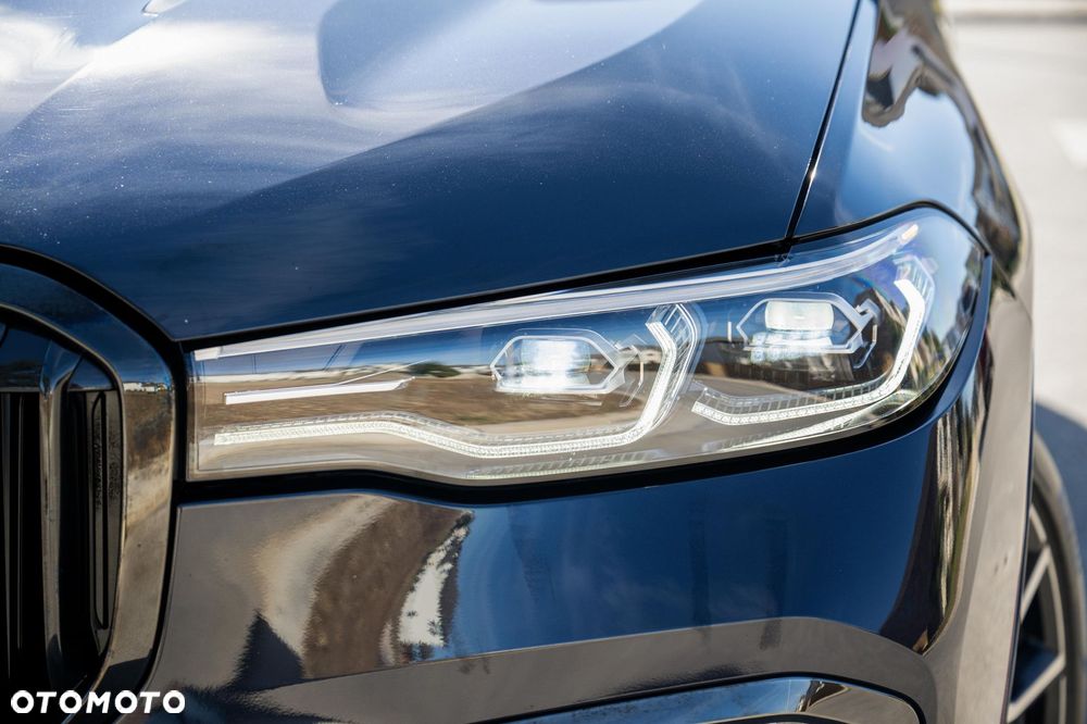 BMW X7 xDrive40i - 19