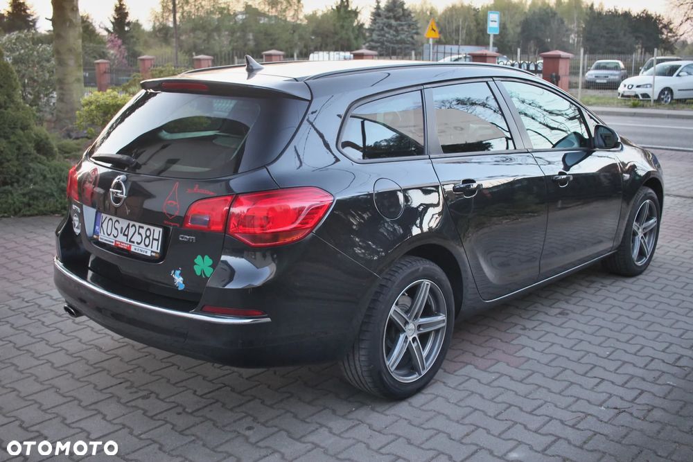 Opel Astra - 4