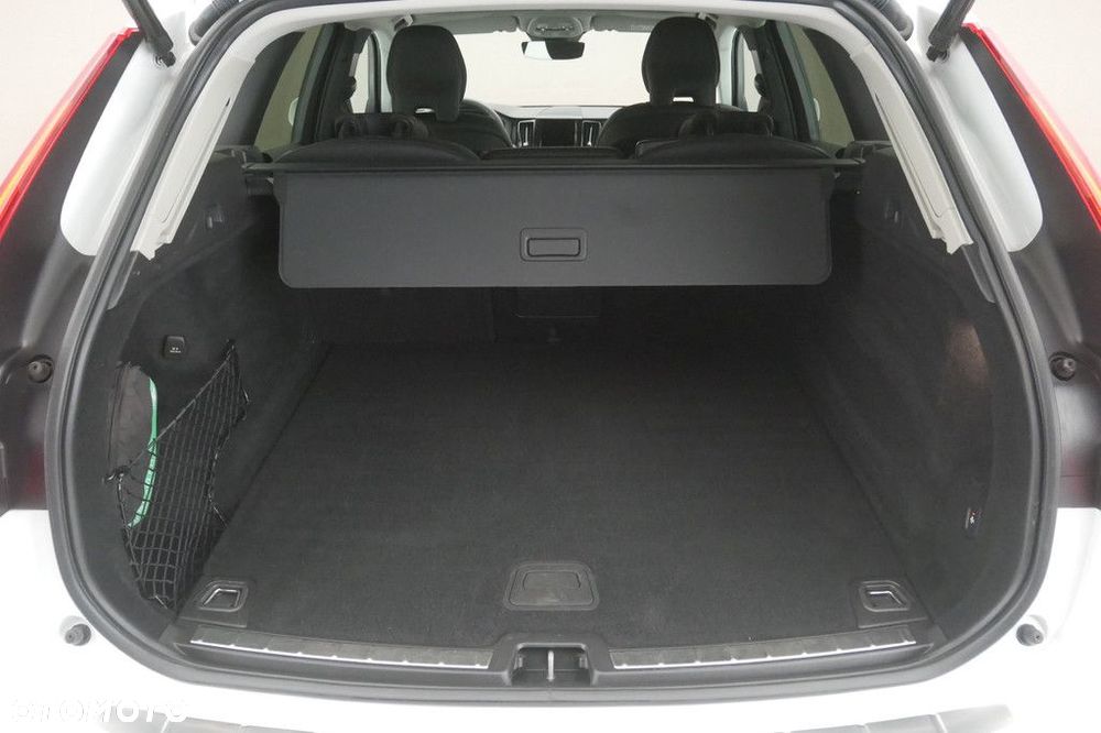 Volvo XC 60 - 16
