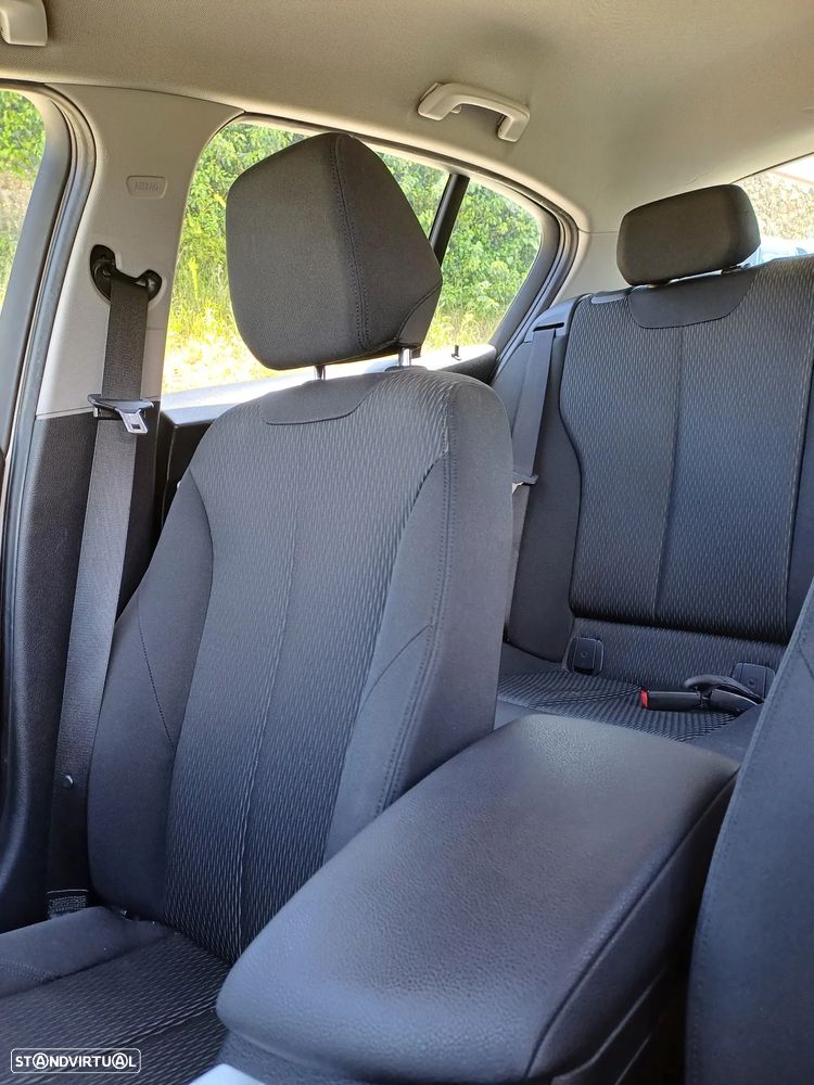 BMW 116 d EfficientDynamics - 14