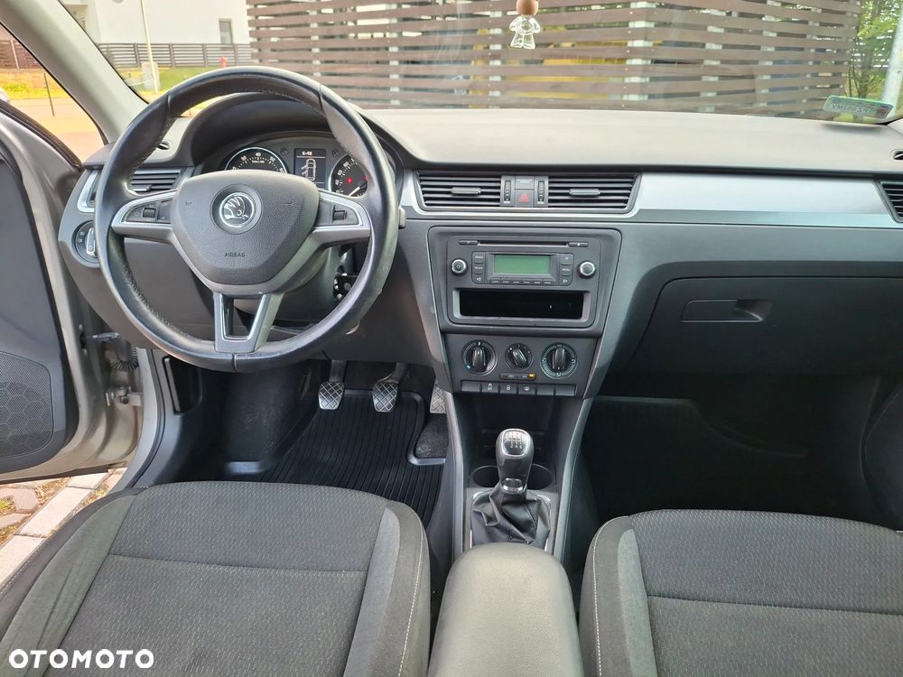Skoda RAPID 1.2 TSI Ambition - 18