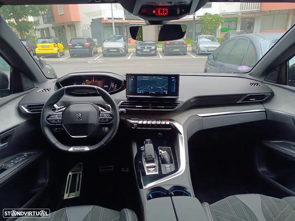 Peugeot 5008 PureTech 130 EAT8 Stop & Start GT - 12