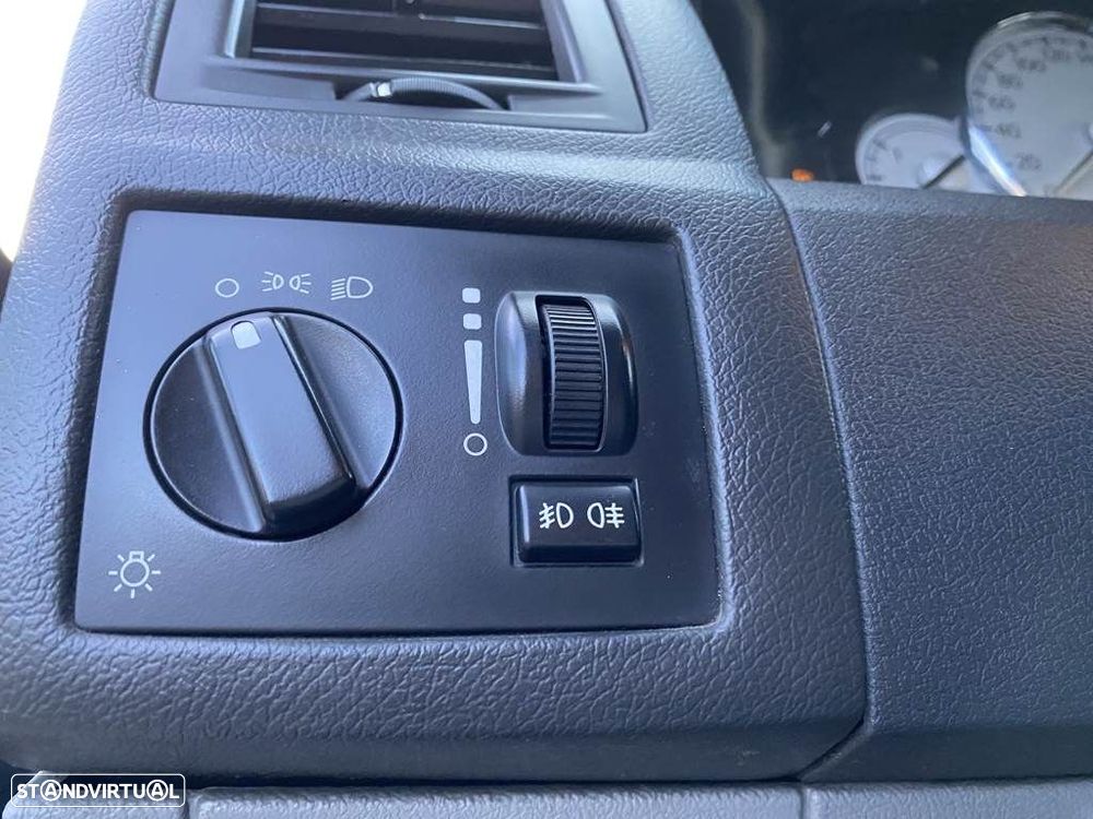 Chrysler 300 C Touring 3.0 CRD - 24