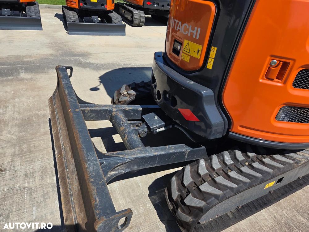 Hitachi ZX33U-6, 3,7 tone, 2023, 342ore, CUPLA RAPIDA HIDRAULICA+2 cupe SAPARE+CUPA TALUZ INCLINABILA, 2 circuite hidr pe brate, aer conditionat, LAMA NIVELARE, adanc sapare 3,5m, latime 1,55m, ridica 2,8t, posibil leasing 4 ani-PROMOTIE 41.900  EUR+Tva - 14