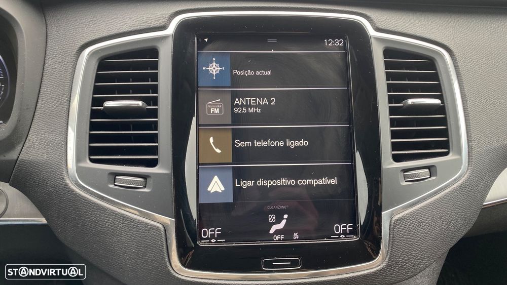 Volvo XC 90 2.0 T8 PHEV Momentum Plus AWD - 39