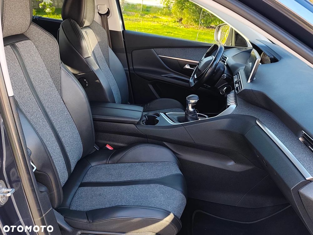 Peugeot 5008 PureTech 130 Active - 18