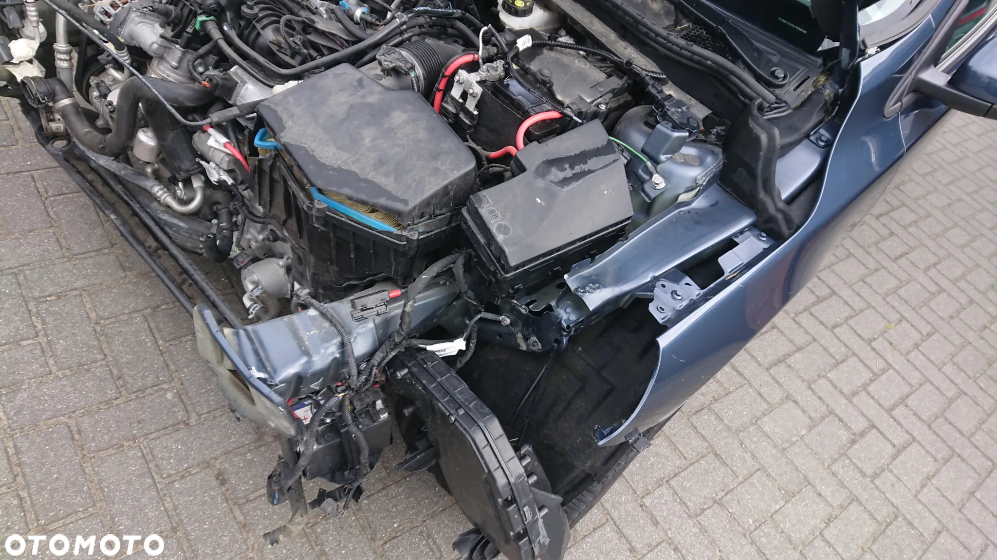 Volvo V40 - 16