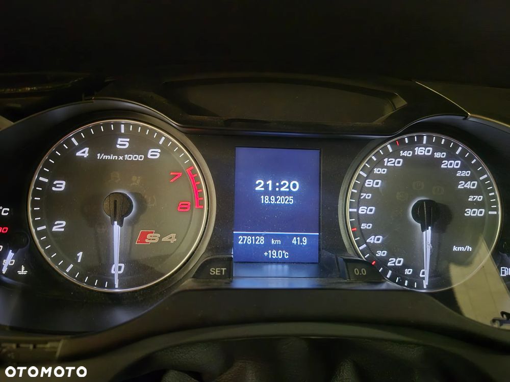 Audi S4 Limousine 3.0 TFSI Quattro - 12