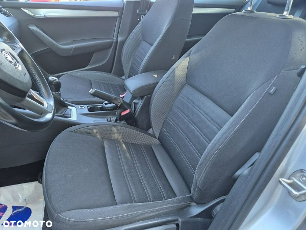 Skoda Octavia - 25