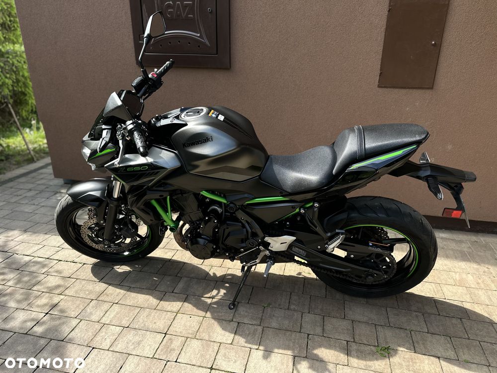 Kawasaki Z 650 - 15