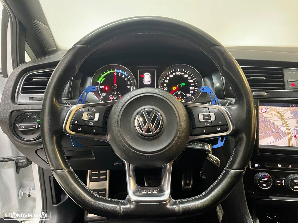 VW Golf 1.4 GTE Plug-In-Hybrid DSG - 24
