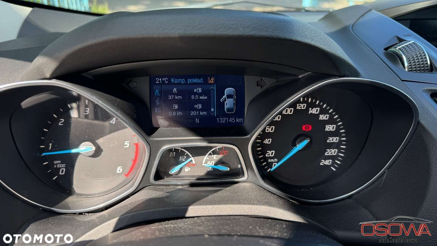 Ford Kuga - 17