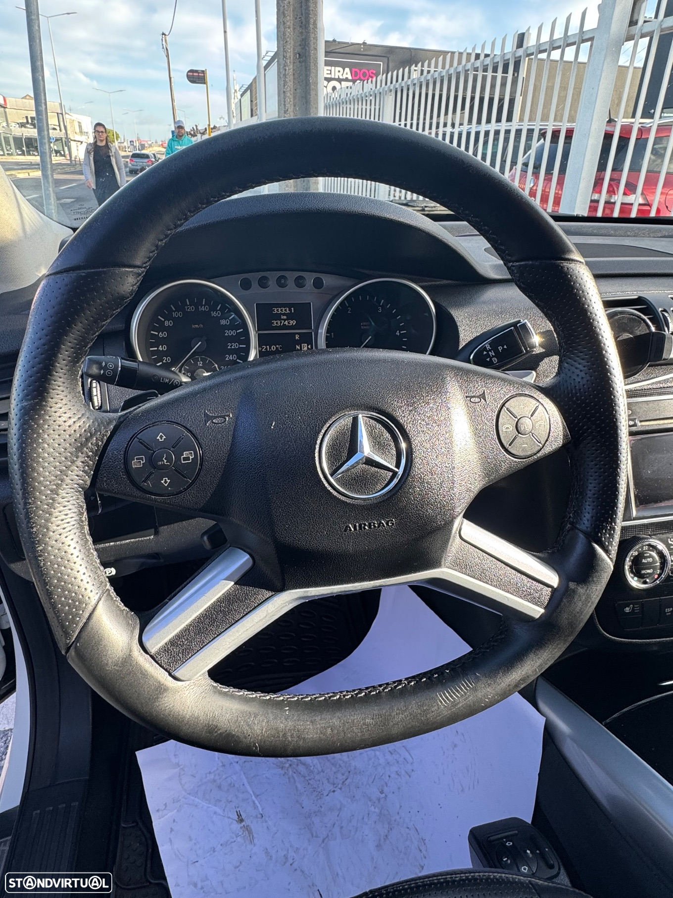 Mercedes-Benz R 300 CDi BlueEfficiency Longo - 5