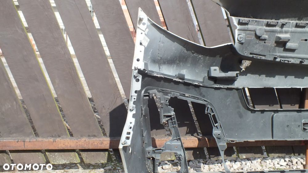 Zderzak przedni Opel Vivaro IV Lift 9833129877 - 5