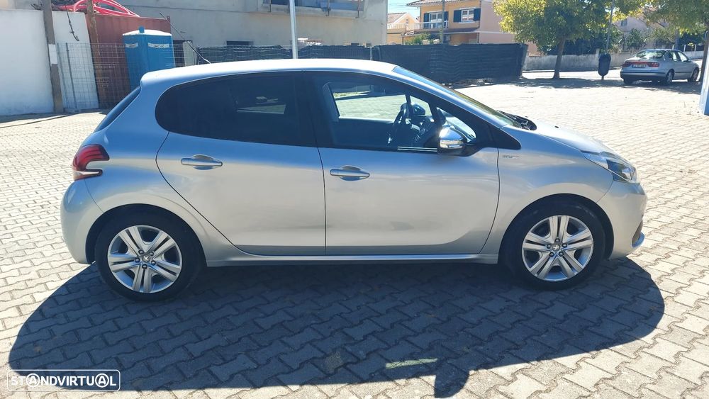 Peugeot 208 82 VTI Style - 26