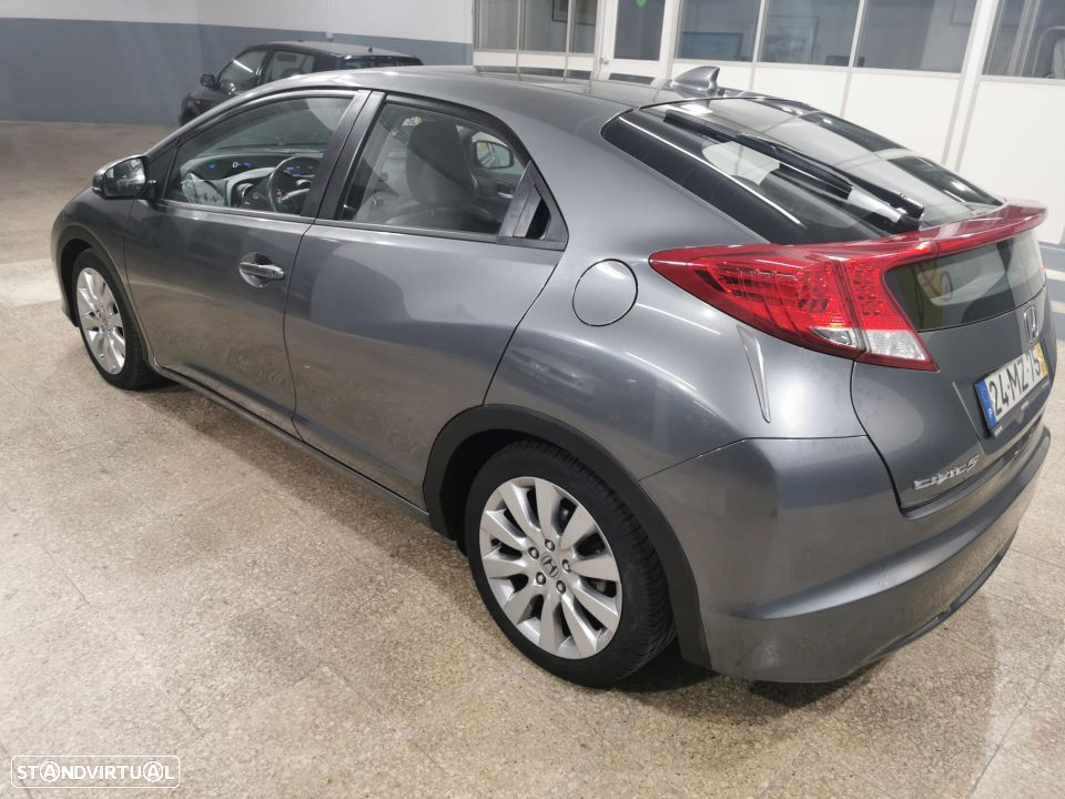Honda Civic 2.2 i-DTEC Sport - 6