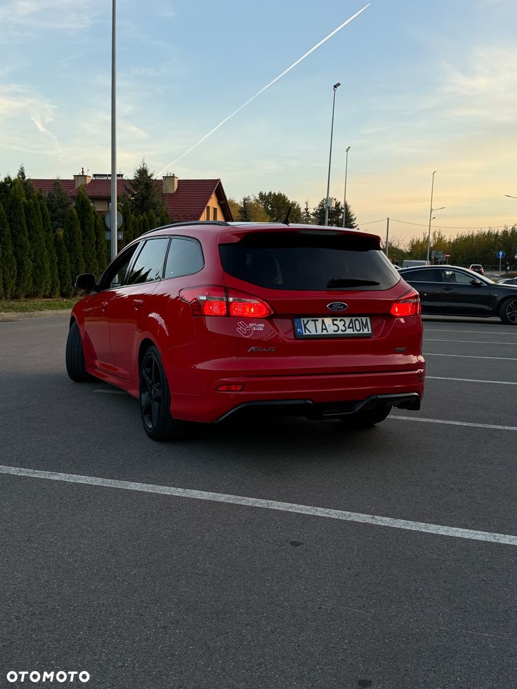 2015 Ford Focus, photograph 10