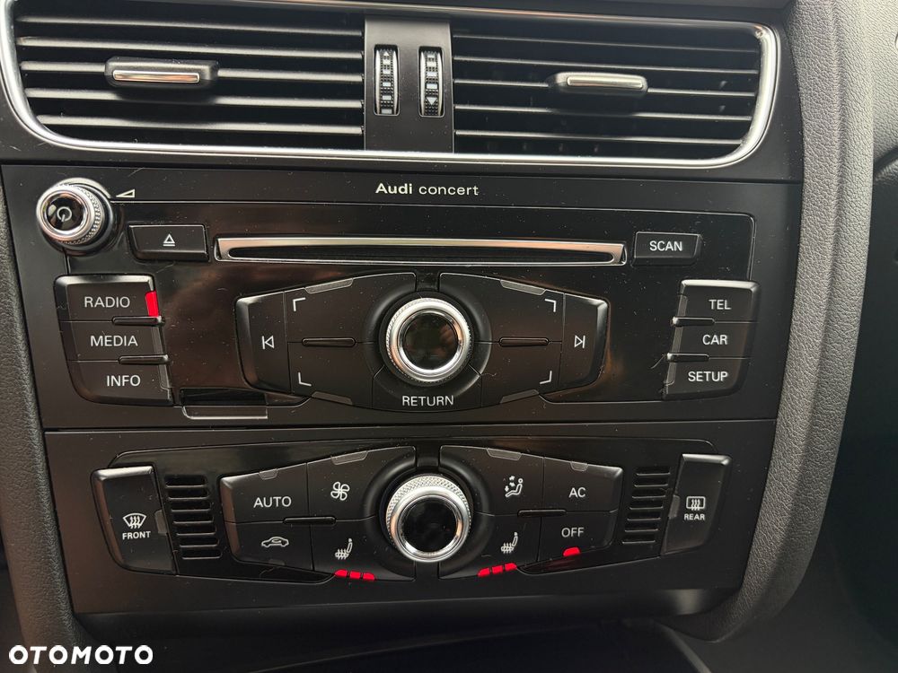 Audi A4 Avant 2.0 TDI DPF Ambiente - 40