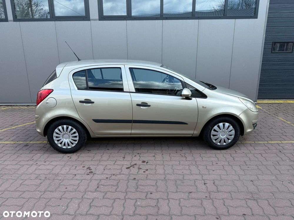 Opel Corsa 1.2 16V Enjoy - 1