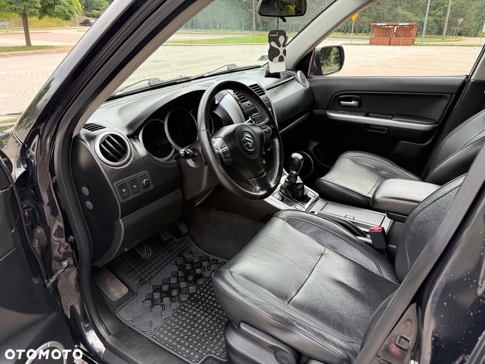 Suzuki Grand Vitara 1.9 DDiS De Luxe - 10