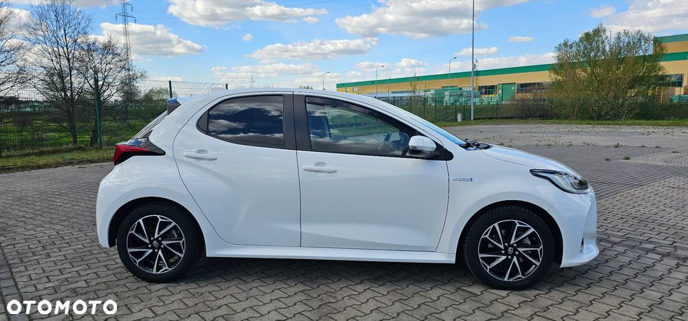Toyota Yaris - 4