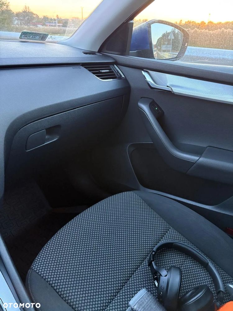 Skoda Octavia 1.4 TSI Ambition - 4
