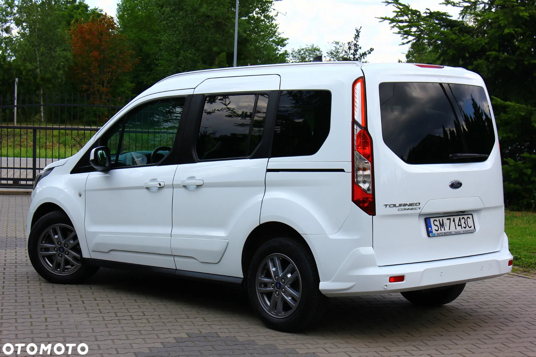 Ford Tourneo Connect 1.5 EcoBlue Titanium - 6
