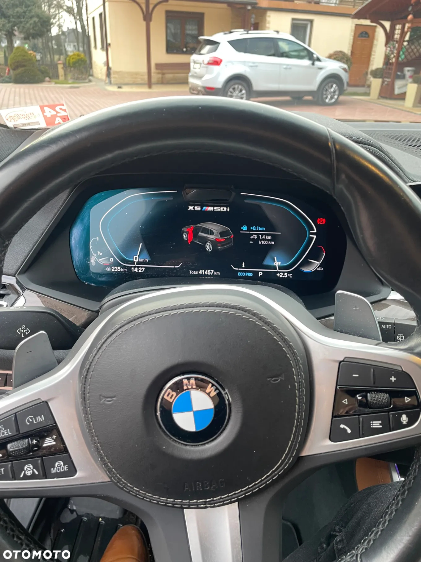 BMW X5 M M50i - 17