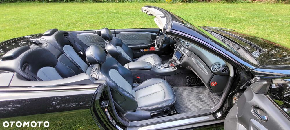 Mercedes-Benz CLK - 8