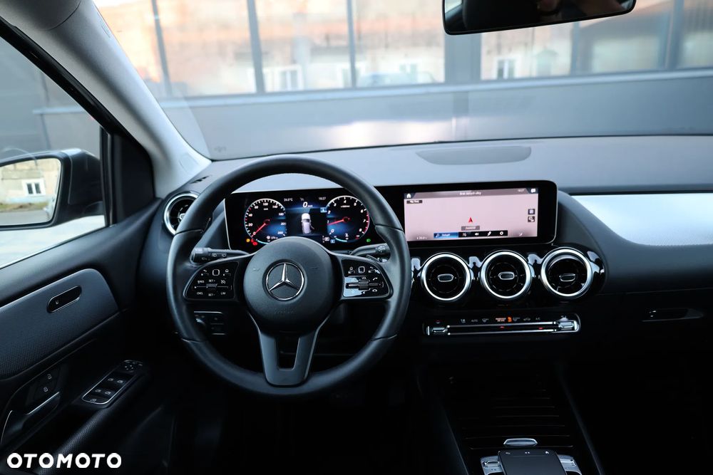 Mercedes-Benz Klasa B 180 7G-DCT - 29