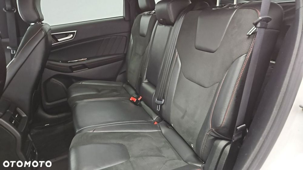 Ford Edge - 22