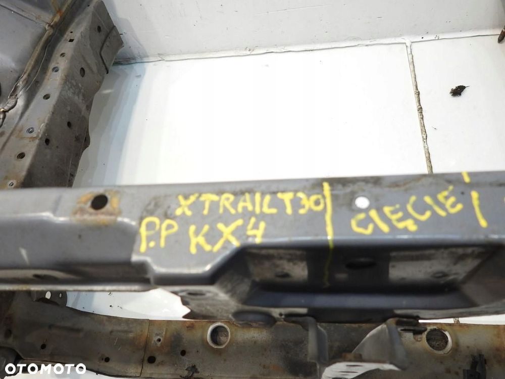 ĆWIARTKA PODŁUŻNICA PRAWY PRZÓD KX4 NISSAN X-TRAIL T30 - 2