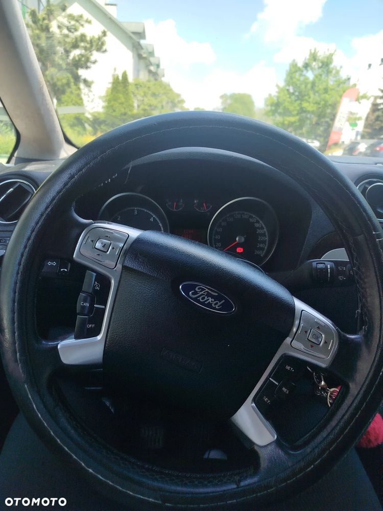 Ford Galaxy 2.0 TDCi Ghia - 7
