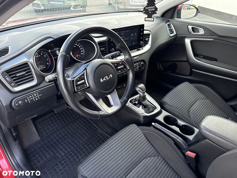 Kia Ceed 1.5 T-GDI M DCT - 9