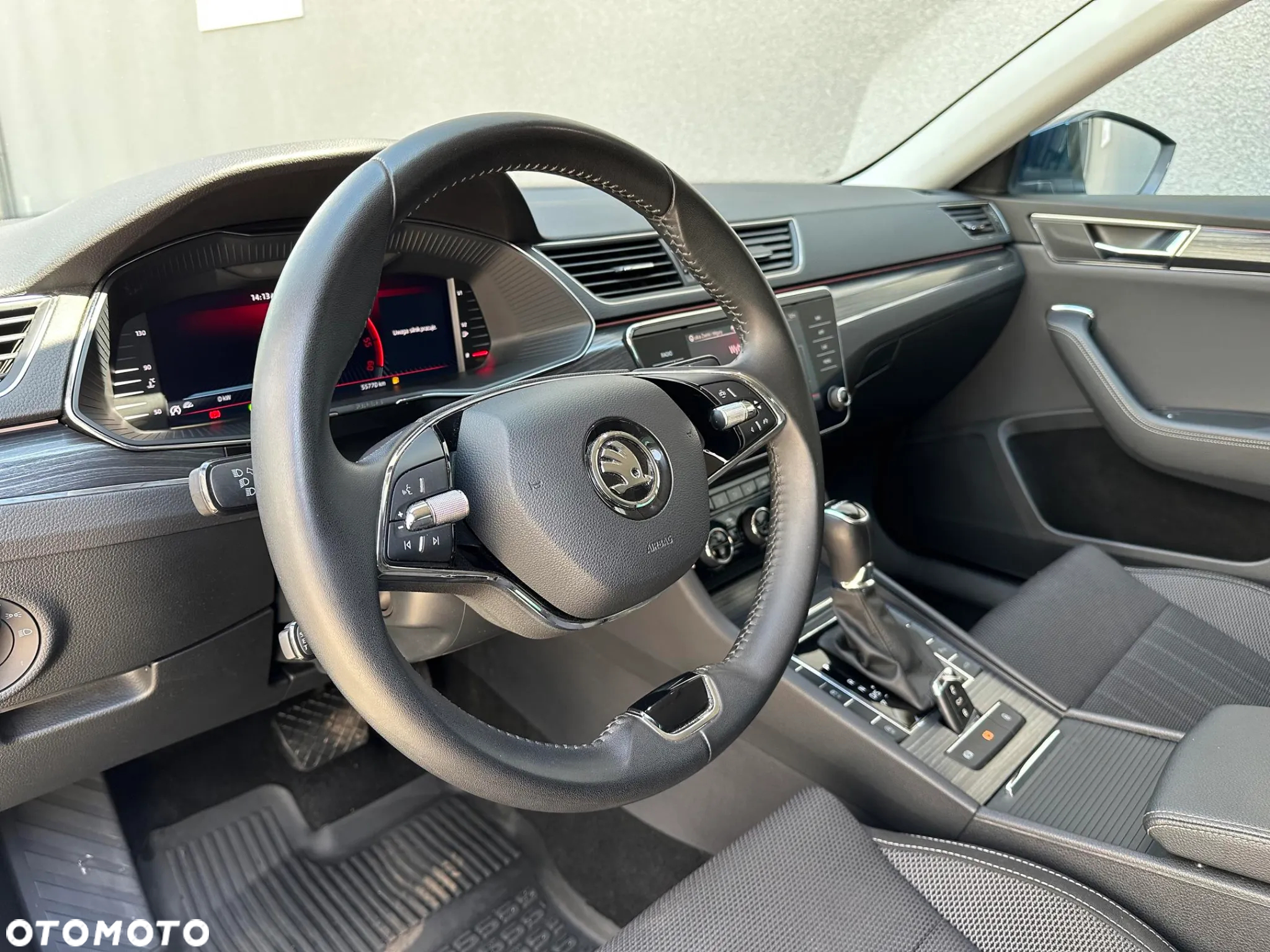 Skoda Superb 2.0 TDI SCR Style DSG - 8