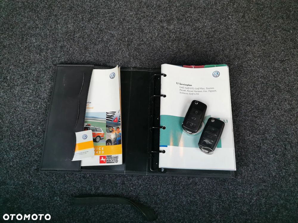 Volkswagen Golf 1.6 Trendline DSG - 38