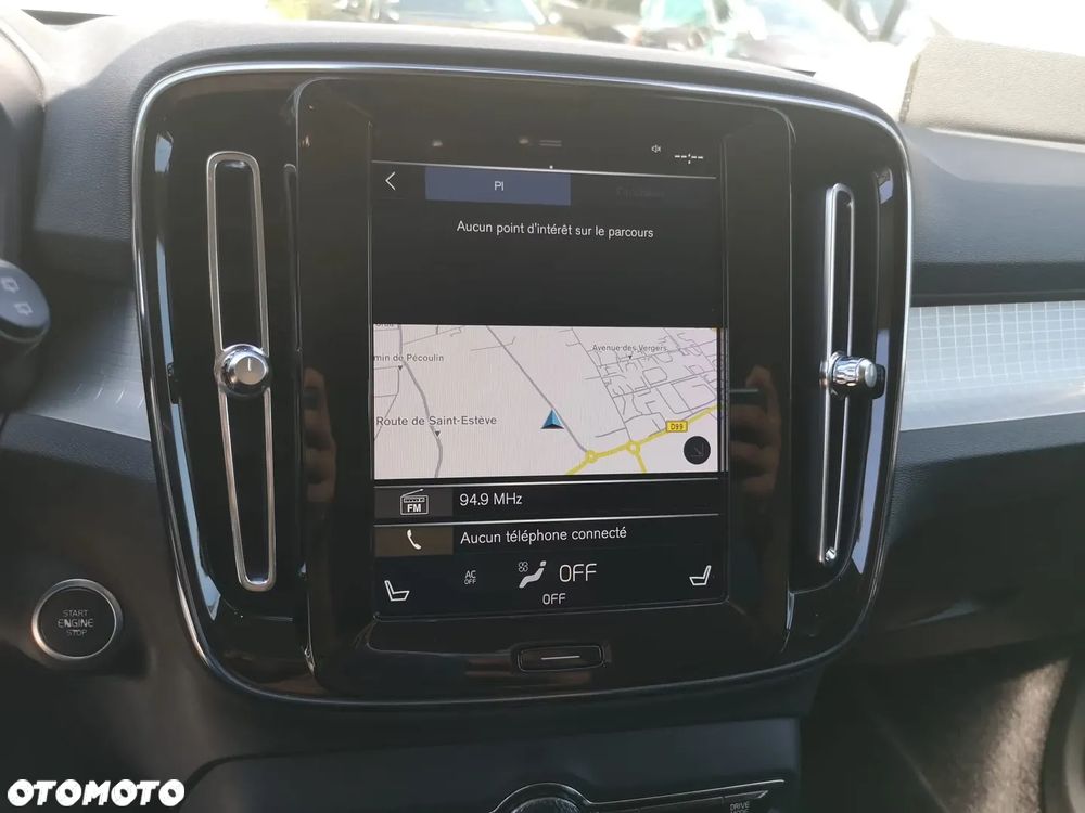 Volvo XC 40 D4 AWD Geartronic Momentum - 26
