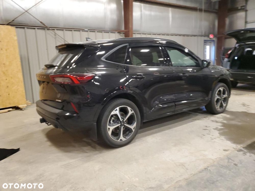 Ford Kuga 2.0 EcoBoost 4x4 Titanium - 16