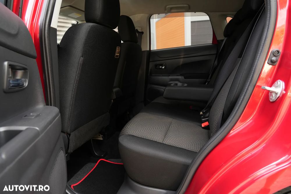 Mitsubishi ASX 1.8 DID 2WD Intense A15 - 8
