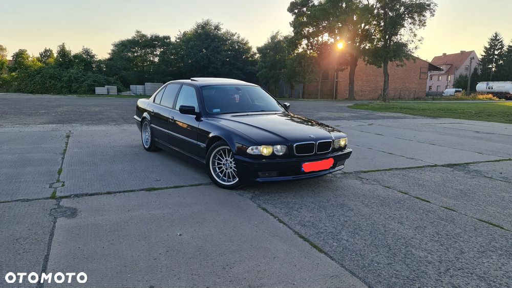 BMW Seria 7 - 2