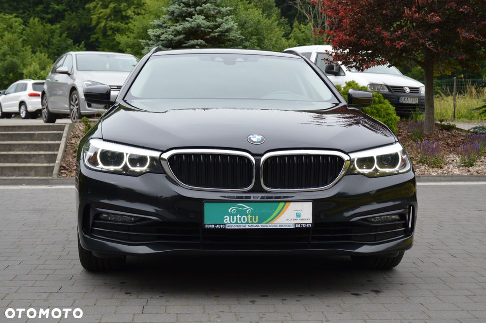 BMW Seria 5 520d xDrive Sport Line sport - 40