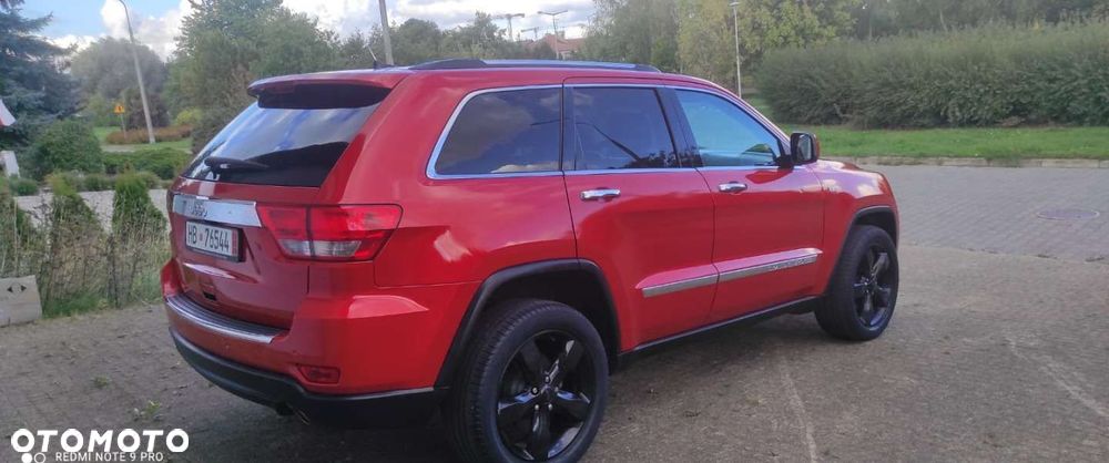 Jeep Grand Cherokee - 23