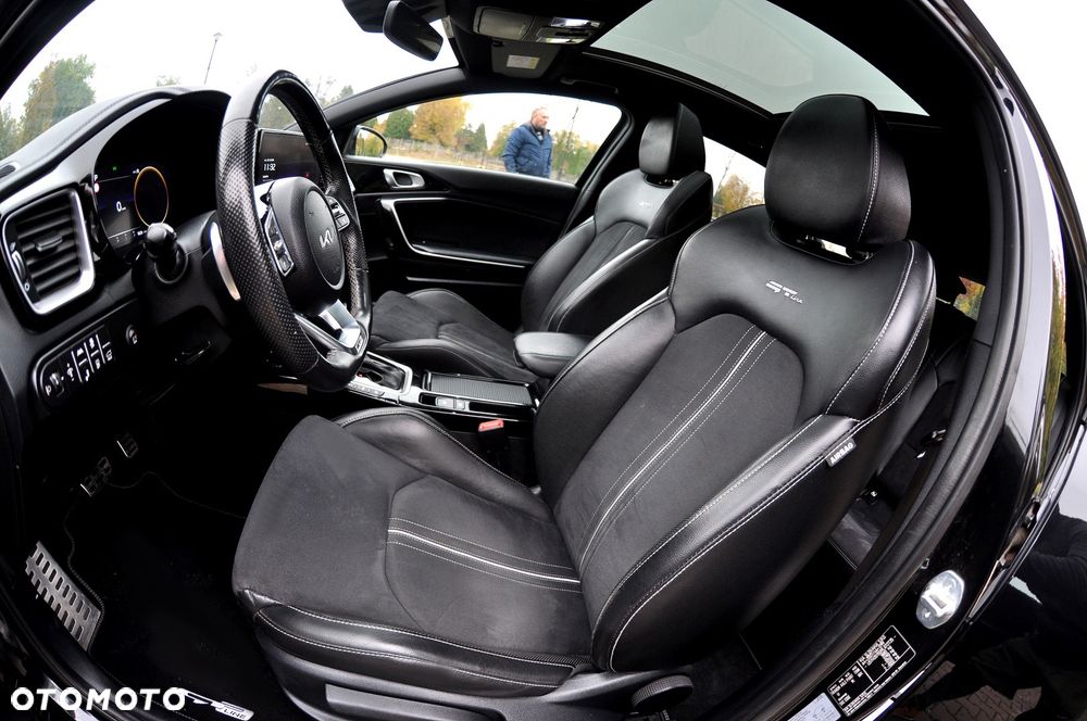 Kia ProCeed - 22