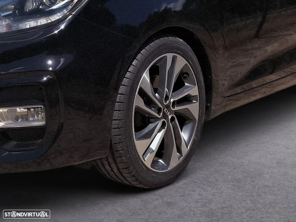 Kia Carens 1.7 CRDi ISG TX - 7