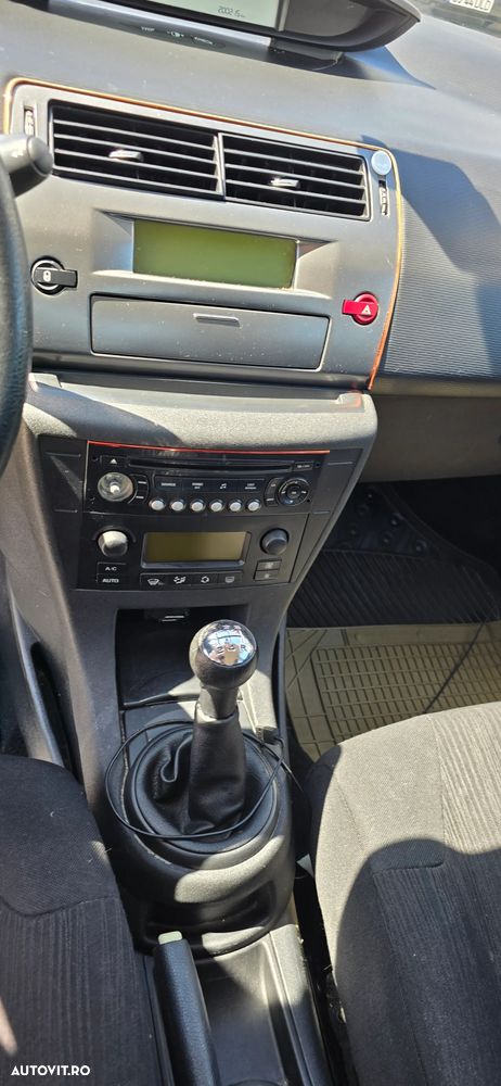 Citroën C4 1.6 VTi Shine - 6